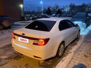2010 Chevrolet Epica V250 Рестайлинг, белый, 450000 рублей, вид 4