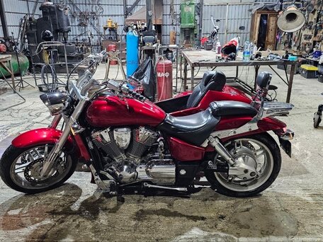 2006 Honda VTX 1800, красный, 1200000 рублей, вид 3