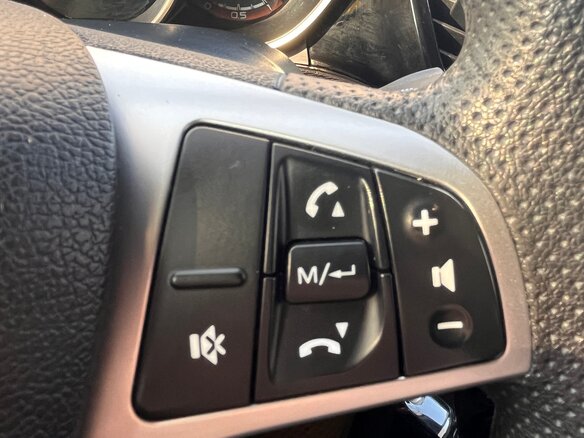 2018 Lada (ВАЗ) Vesta SW Cross I, чёрный, 990000 рублей - вид 13