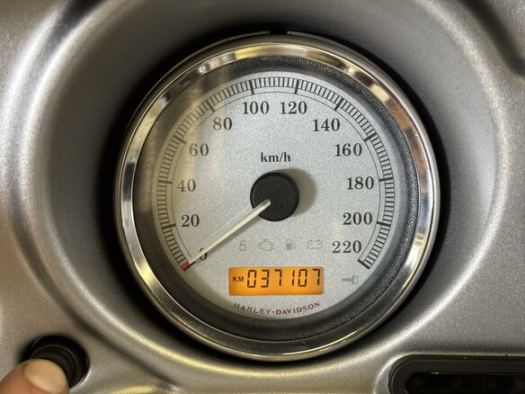 2008 Harley-Davidson Street Glide, серебристый, 855000 рублей - вид 6