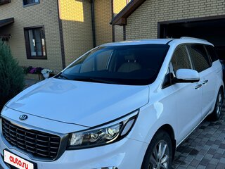2019 Kia Carnival III, белый, 3100000 рублей, вид 3