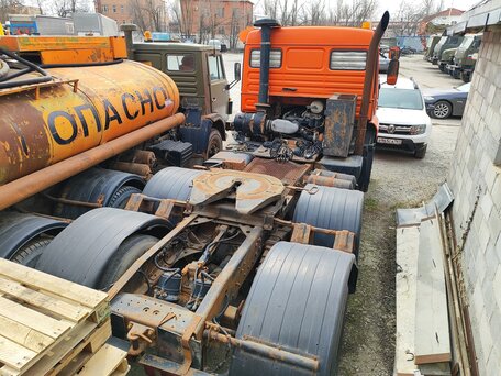 2008 КамАЗ 6460, оранжевый, 950000 рублей, вид 2
