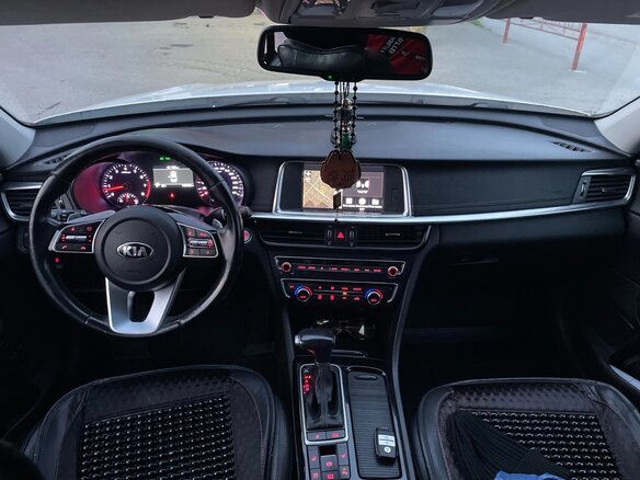 2018 Kia Optima IV Рестайлинг, белый, 1550000 рублей - вид 12