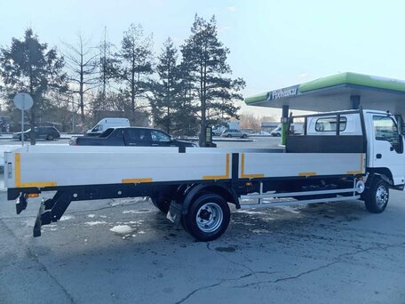 2008 Isuzu Elf (N-series), белый, 2200000 рублей, вид 3