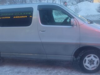2000 Toyota Regius I Рестайлинг, серый, 800000 рублей, вид 5