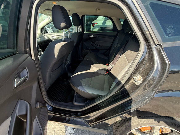 2013 Ford Focus III, чёрный - вид 11