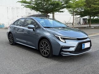 2023 Toyota Levin XII (E210) Рестайлинг, серебристый, 2120000 рублей, вид 2