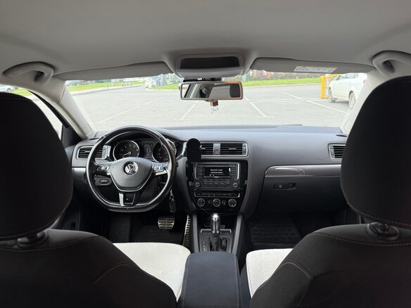 2016 Volkswagen Jetta VI Рестайлинг, бежевый, 1275000 рублей - вид 6