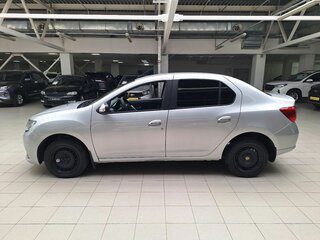 2016 Renault Logan II, серый, 525000 рублей, вид 4
