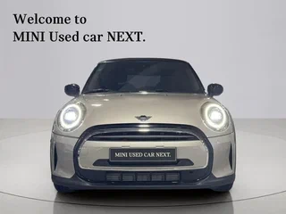 2022 Mini Hatch Cooper III (F55/F56) Рестайлинг 2, бежевый, 2070300 рублей, вид 3
