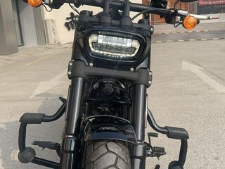 2022 Harley-Davidson Fat Bob, чёрный, 1830000 рублей, вид 1