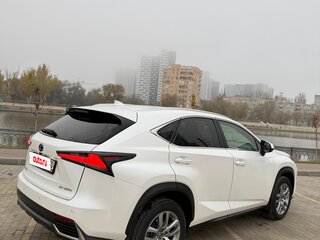 2018 Lexus NX 200 I Рестайлинг, белый, 2700000 рублей, вид 2