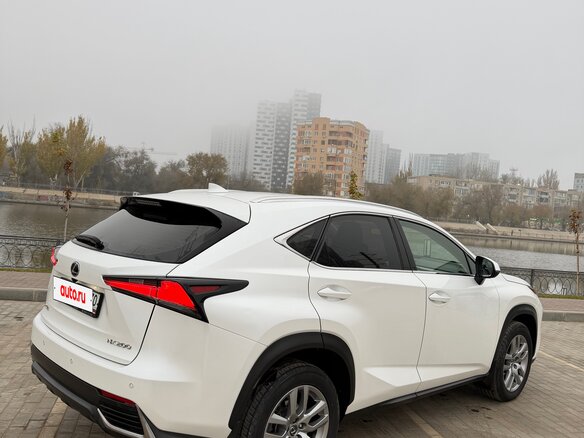 2018 Lexus NX 200 I Рестайлинг, белый, 2700000 рублей - вид 1