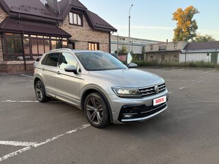 2019 Volkswagen Tiguan II, серебристый, 3200000 рублей, вид 3