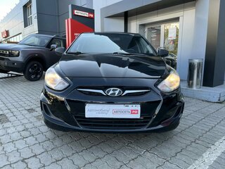 2014 Hyundai Solaris I, чёрный, 780000 рублей, вид 2