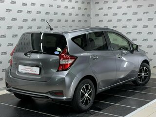 2018 Nissan Note II Рестайлинг, серый, 840000 рублей, вид 2