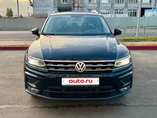 2018 Volkswagen Tiguan II, чёрный, 2890000 рублей, вид 4