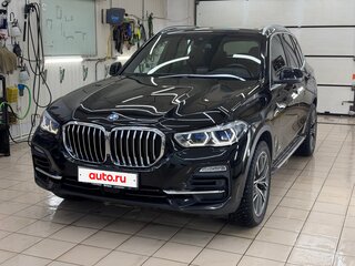 2020 BMW X5 25d IV (G05/G18), чёрный, 4990000 рублей, вид 1