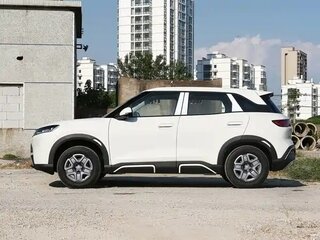2026 BYD Yuan Up 32 kWh, белый, 1943033 рублей, вид 5