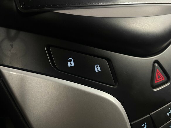 2014 Chevrolet Cruze I Рестайлинг, серебристый - вид 17