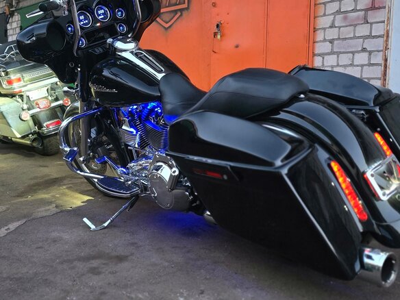 2009 Harley-Davidson Street Glide, чёрный, 980000 рублей - вид 8
