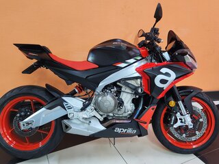 2022 Aprilia Tuono 660, красный, 1099000 рублей, вид 1