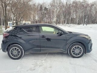 2017 Toyota C-HR I, чёрный, 2100000 рублей, вид 3