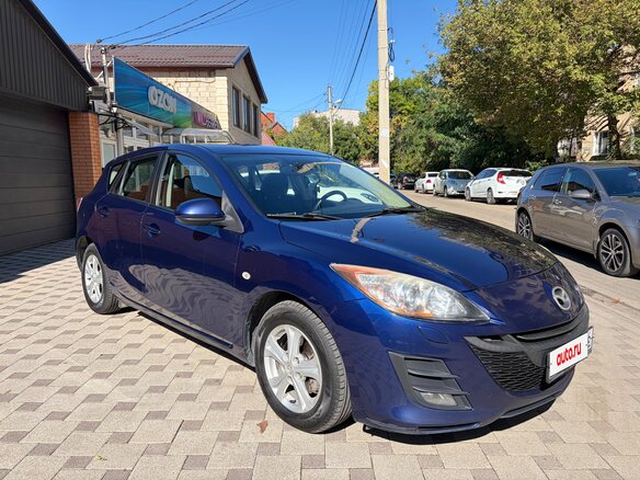2009 Mazda 3 II (BL), синий, 749000 рублей