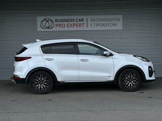 2021 Kia Sportage IV Рестайлинг, белый, 2379000 рублей, вид 4