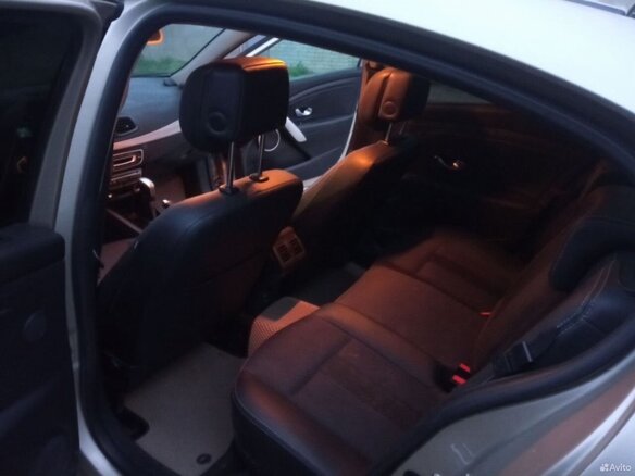 2011 Renault Fluence I, бежевый, 550000 рублей - вид 5