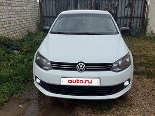 2015 Volkswagen Polo V, белый, 860000 рублей, вид 1