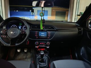 2017 Kia Rio IV, красный, 1550000 рублей, вид 5