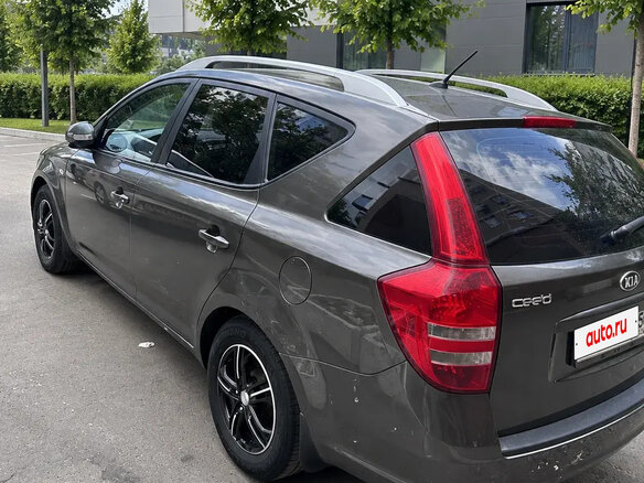 2011 Kia Ceed I Рестайлинг, серый, 550000 рублей - вид 3