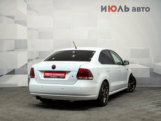 2015 Volkswagen Polo V, белый, 650000 рублей, вид 4