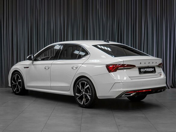 2022 Skoda Octavia IV (A8), белый, 2329000 рублей - вид 1