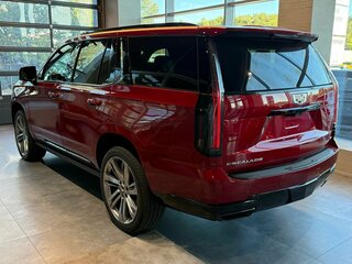 2025 Cadillac Escalade V Рестайлинг, красный, 20990000 рублей, вид 4