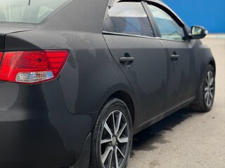 2010 Kia Cerato 4-speed II, чёрный, 720000 рублей, вид 3