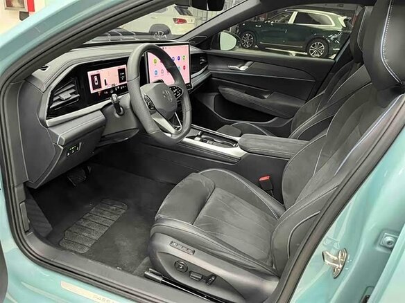 2024 Volkswagen Passat (North America and China) Pro I, голубой - вид 16