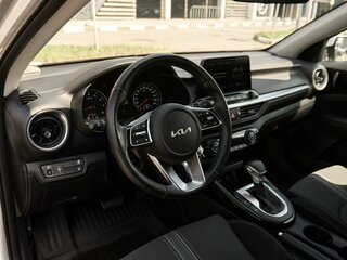 2021 Kia Cerato IV Рестайлинг, серый, 1907000 рублей, вид 5