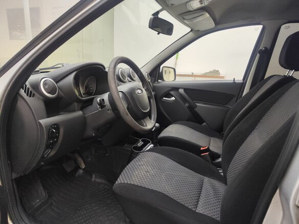 2013 Lada (ВАЗ) Granta I, серебристый, 505000 рублей - вид 15