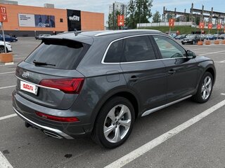 2022 Audi Q5 45 TFSI II (FY) Рестайлинг, серый, 2800000 рублей, вид 5