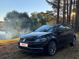 2018 Volkswagen Golf VII Рестайлинг, чёрный, 1250000 рублей, вид 1