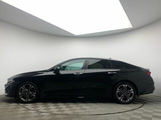 2021 Kia K5 III, чёрный, 2401000 рублей, вид 4