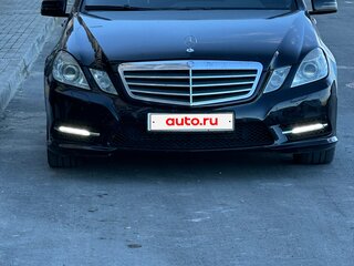 2012 Mercedes-Benz E-Класс 200 7G-Tronic IV (W212, S212, C207), чёрный, 1250000 рублей, вид 1