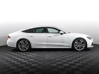 2020 Audi A7 55 TFSI II (4K), белый, 4758000 рублей, вид 4