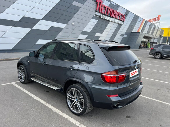 2013 BMW X5 35i II (E70) Рестайлинг, серый, 2090000 рублей - вид 10