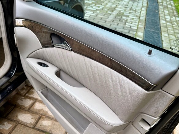 2004 Mercedes-Benz E-Класс 320 III (W211, S211), чёрный, 1400000 рублей - вид 18