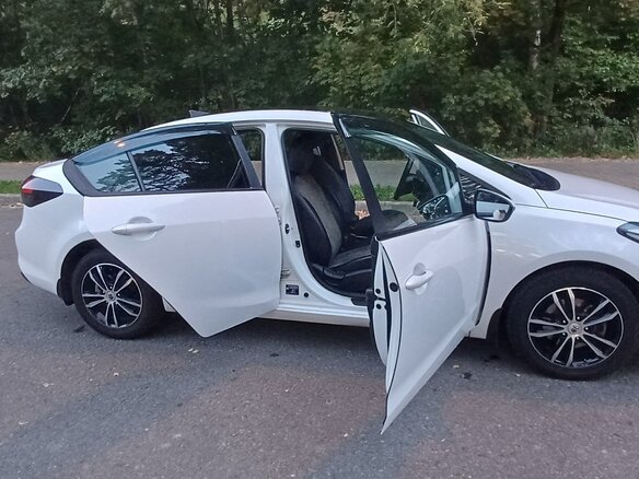 2019 Kia Cerato III Рестайлинг (Classic), белый, 1550000 рублей - вид 16