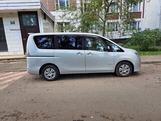2016 Nissan Serena IV (C26), серый, 1320000 рублей, вид 4