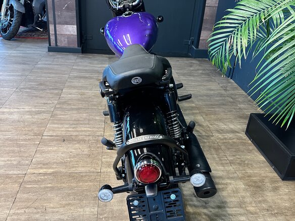 2026 Royal Enfield Goan Classic 350, фиолетовый, 529000 рублей - вид 11